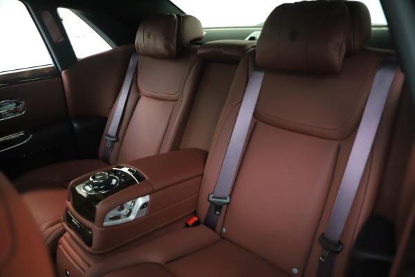 Used 2016 Rolls-Royce Ghost for sale $176,900 at Maserati of Westport in Westport CT 06880 15
