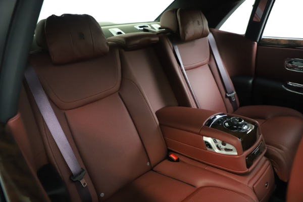 Used 2016 Rolls-Royce Ghost for sale $176,900 at Maserati of Westport in Westport CT 06880 16