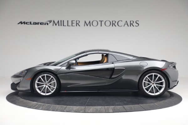 Used 2018 McLaren 570S Spider for sale Sold at Maserati of Westport in Westport CT 06880 17