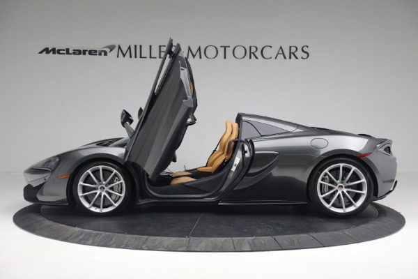 Used 2018 McLaren 570S Spider for sale Sold at Maserati of Westport in Westport CT 06880 22
