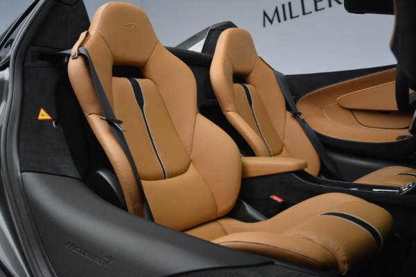 Used 2018 McLaren 570S Spider for sale Sold at Maserati of Westport in Westport CT 06880 27