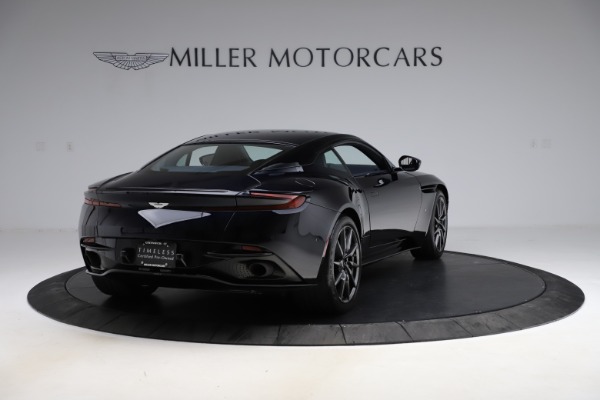 Used 2017 Aston Martin DB11 V12 for sale $149,900 at Maserati of Westport in Westport CT 06880 5