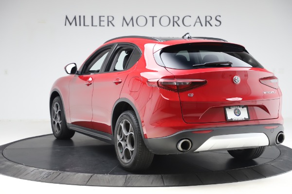 Used 2018 Alfa Romeo Stelvio Sport Q4 for sale Sold at Maserati of Westport in Westport CT 06880 5