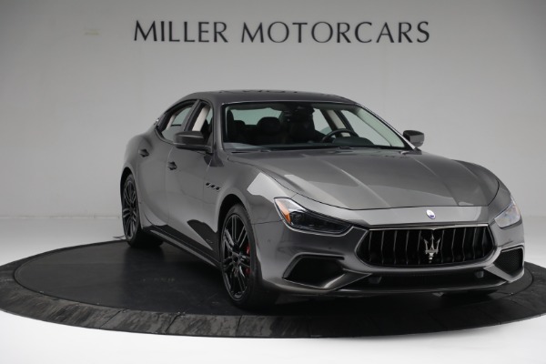 Used 2018 Maserati Ghibli SQ4 GranSport Nerissimo for sale Sold at Maserati of Westport in Westport CT 06880 11