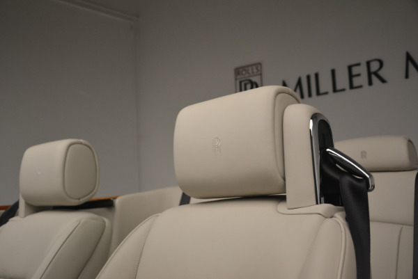 Used 2013 Rolls-Royce Phantom Drophead Coupe for sale Sold at Maserati of Westport in Westport CT 06880 28