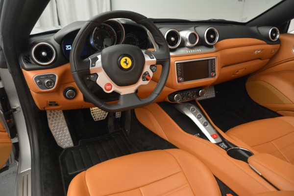 Used 2015 Ferrari California T for sale Sold at Maserati of Westport in Westport CT 06880 25