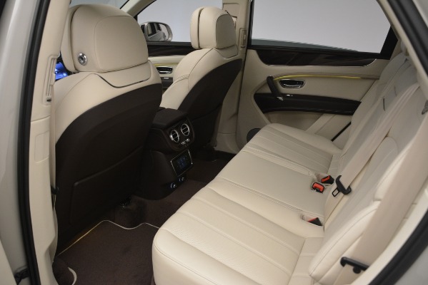 Used 2019 Bentley Bentayga V8 for sale $169,900 at Maserati of Westport in Westport CT 06880 23