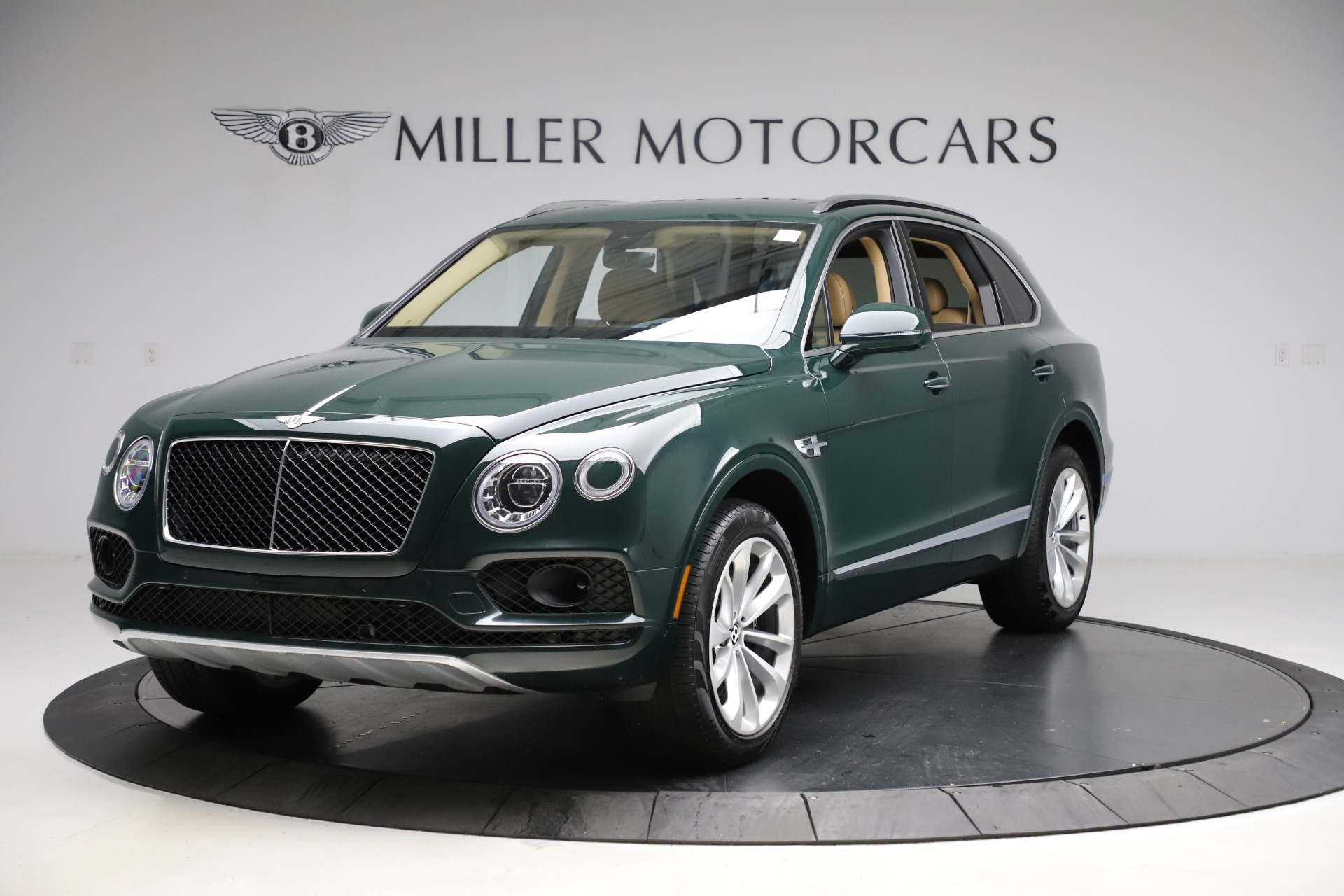 Used 2019 Bentley Bentayga V8 for sale Sold at Maserati of Westport in Westport CT 06880 1