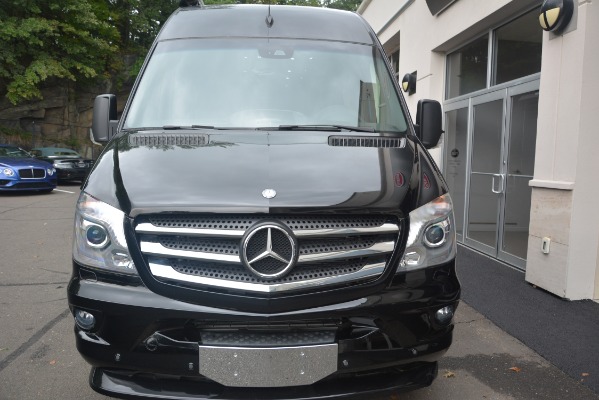 Used 2014 Mercedes-Benz Sprinter 3500 Airstream Lounge Extended for sale Sold at Maserati of Westport in Westport CT 06880 5