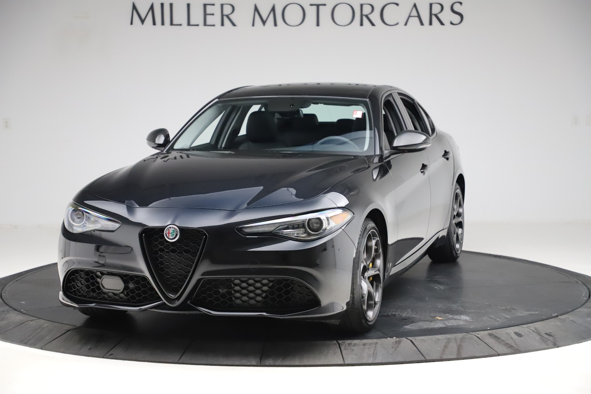 Used 2019 Alfa Romeo Giulia Sport Q4 for sale Sold at Maserati of Westport in Westport CT 06880 1