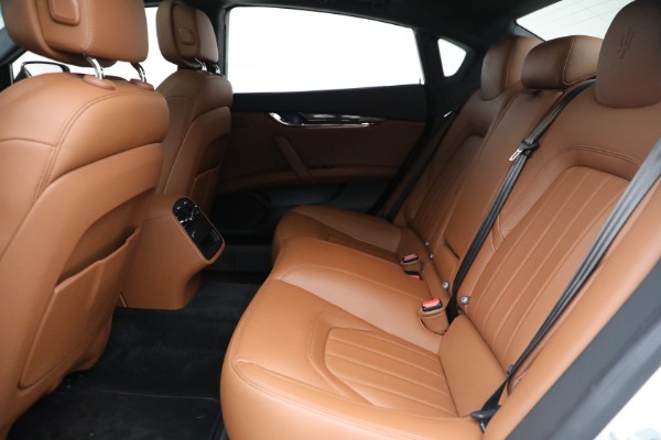 Used 2015 Maserati Quattroporte S Q4 for sale $42,900 at Maserati of Westport in Westport CT 06880 16