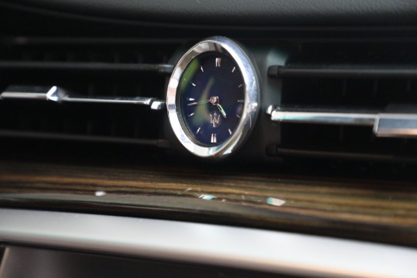 Used 2015 Maserati Quattroporte S Q4 for sale $42,900 at Maserati of Westport in Westport CT 06880 27