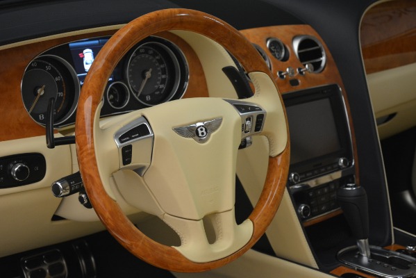Used 2015 Bentley Flying Spur V8 for sale Sold at Maserati of Westport in Westport CT 06880 19