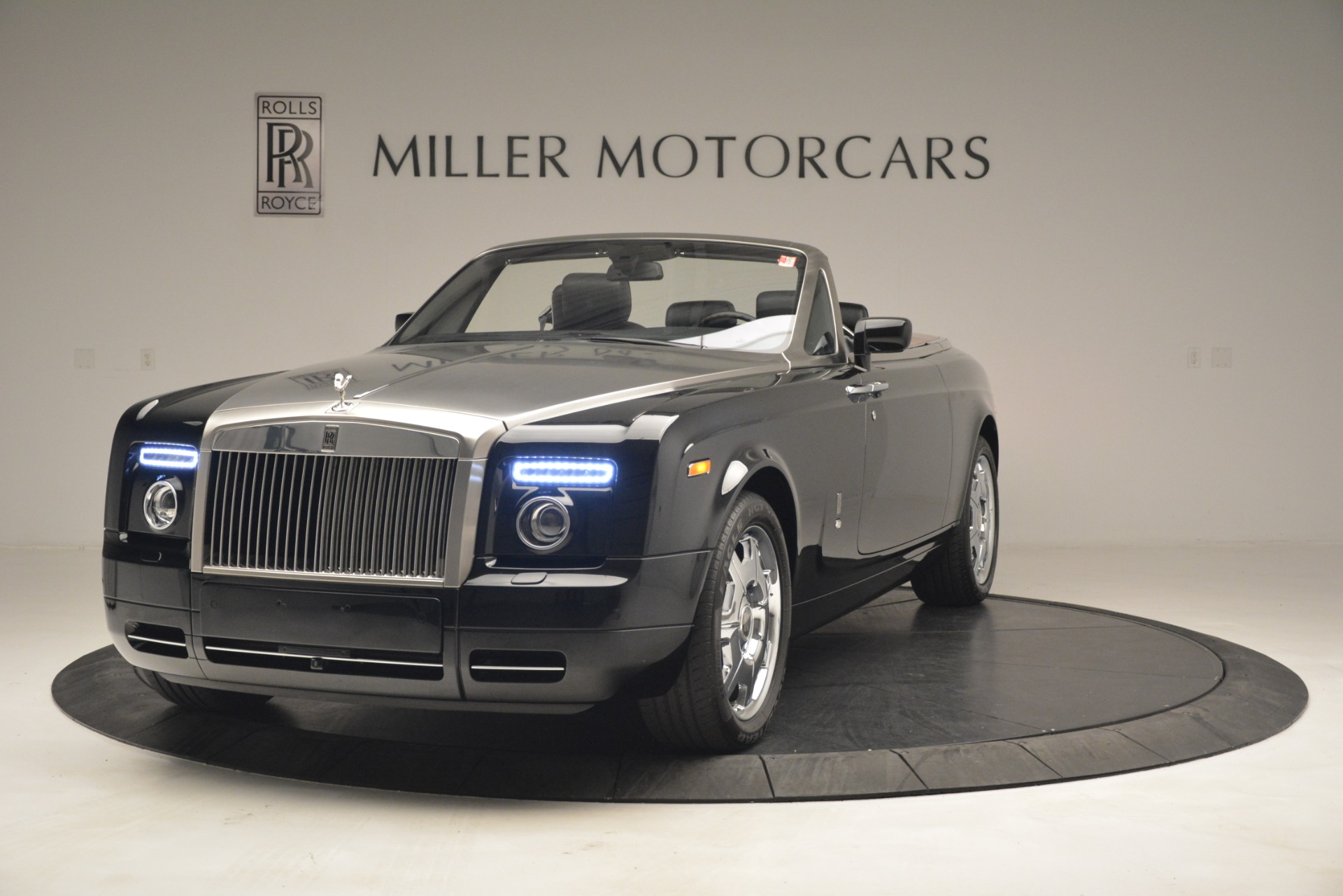 Used 2008 Rolls-Royce Phantom Drophead Coupe for sale Sold at Maserati of Westport in Westport CT 06880 1