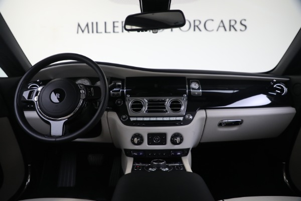 Used 2016 Rolls-Royce Wraith for sale $205,900 at Maserati of Westport in Westport CT 06880 4
