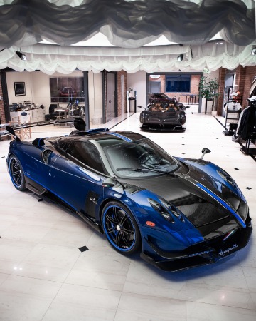 Used 2017 Pagani Huayra BC for sale Sold at Maserati of Westport in Westport CT 06880 4