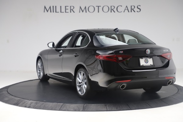 New 2019 Alfa Romeo Giulia Q4 for sale Sold at Maserati of Westport in Westport CT 06880 5