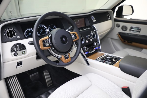 Used 2019 Rolls-Royce Cullinan for sale $329,900 at Maserati of Westport in Westport CT 06880 12