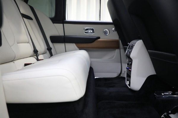 Used 2019 Rolls-Royce Cullinan for sale $329,900 at Maserati of Westport in Westport CT 06880 23