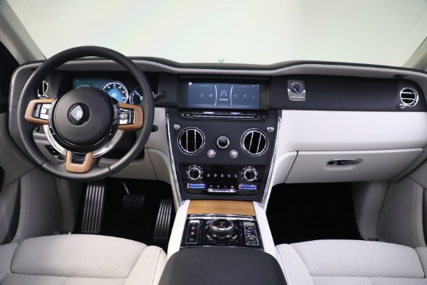 Used 2019 Rolls-Royce Cullinan for sale $329,900 at Maserati of Westport in Westport CT 06880 4
