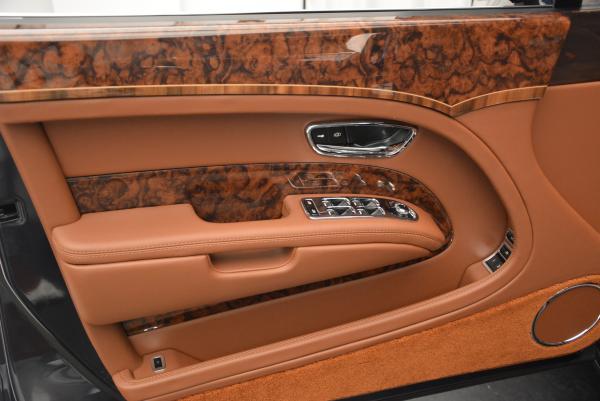 Used 2016 Bentley Mulsanne Speed for sale Sold at Maserati of Westport in Westport CT 06880 15