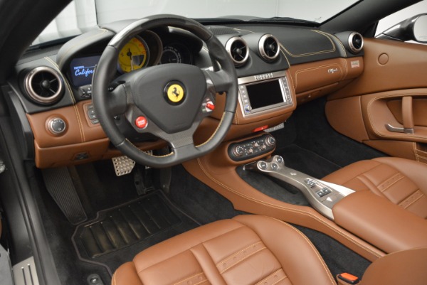 Used 2011 Ferrari California for sale Sold at Maserati of Westport in Westport CT 06880 23