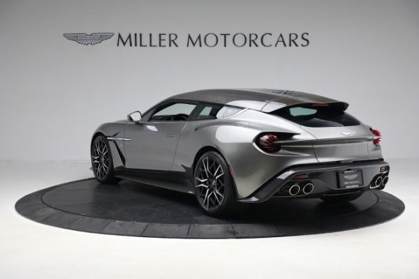 Used 2019 Aston Martin Vanquish Zagato Shooting Brake for sale $699,900 at Maserati of Westport in Westport CT 06880 4