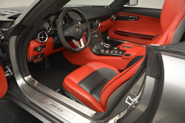 Used 2012 Mercedes-Benz SLS AMG Roadster for sale Sold at Maserati of Westport in Westport CT 06880 20