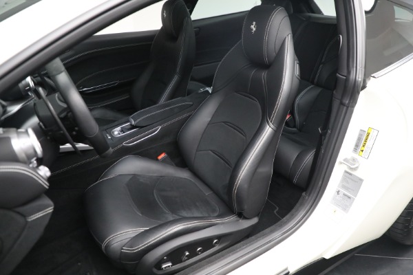 Used 2018 Ferrari GTC4Lusso for sale Sold at Maserati of Westport in Westport CT 06880 15