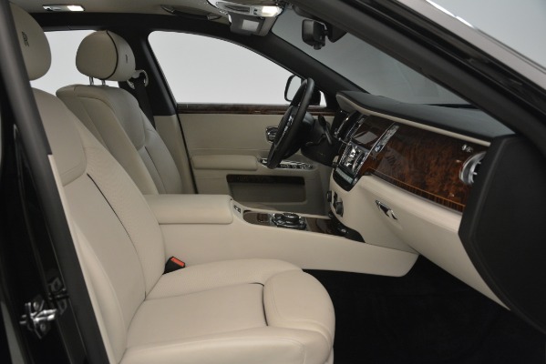 Used 2016 Rolls-Royce Ghost for sale Sold at Maserati of Westport in Westport CT 06880 18