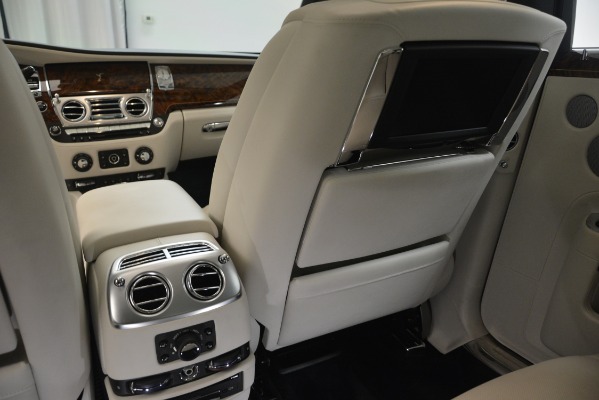 Used 2016 Rolls-Royce Ghost for sale Sold at Maserati of Westport in Westport CT 06880 26