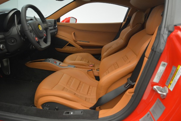 Used 2014 Ferrari 458 Italia for sale Sold at Maserati of Westport in Westport CT 06880 14