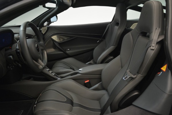 Used 2018 McLaren 720S for sale $275,990 at Maserati of Westport in Westport CT 06880 15