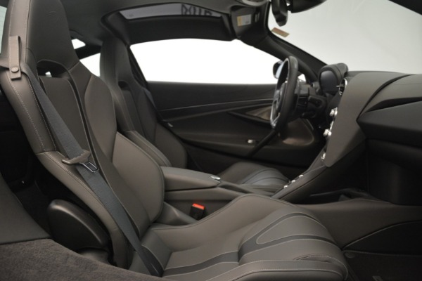 Used 2018 McLaren 720S for sale $275,990 at Maserati of Westport in Westport CT 06880 18