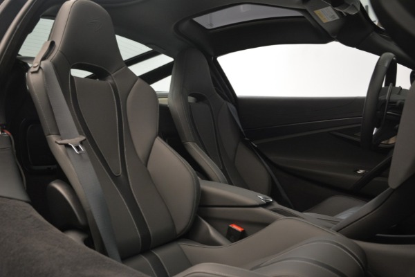 Used 2018 McLaren 720S for sale $275,990 at Maserati of Westport in Westport CT 06880 19