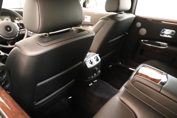 Used 2016 Rolls-Royce Ghost for sale Sold at Maserati of Westport in Westport CT 06880 21