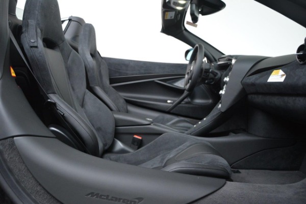 Used 0 for sale Sold at Maserati of Westport in Westport CT 06880 26