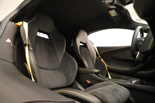 Used 2017 McLaren 570S for sale $167,900 at Maserati of Westport in Westport CT 06880 14
