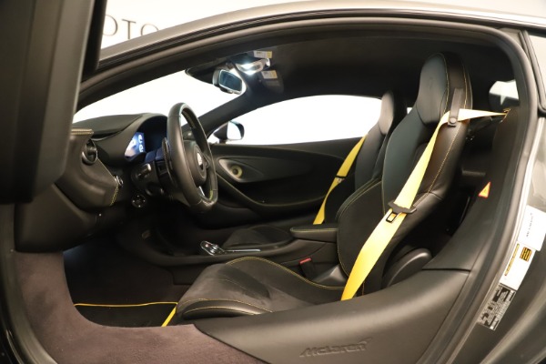 Used 2017 McLaren 570S for sale $167,900 at Maserati of Westport in Westport CT 06880 15