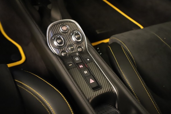 Used 2017 McLaren 570S for sale $167,900 at Maserati of Westport in Westport CT 06880 19
