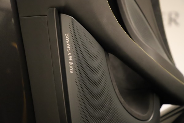 Used 2017 McLaren 570S for sale $167,900 at Maserati of Westport in Westport CT 06880 23
