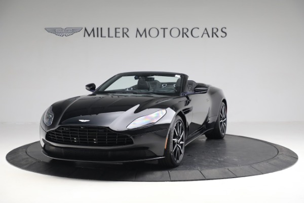 Used 2020 Aston Martin DB11 Volante for sale $199,900 at Maserati of Westport in Westport CT 06880 12