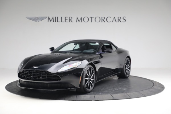 Used 2020 Aston Martin DB11 Volante for sale $199,900 at Maserati of Westport in Westport CT 06880 13