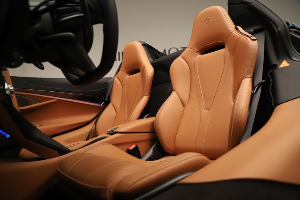 New 2020 McLaren 720S SPIDER Convertible for sale Sold at Maserati of Westport in Westport CT 06880 26