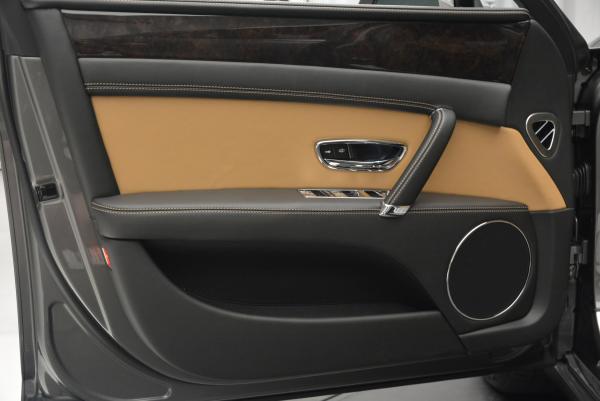 Used 2016 Bentley Flying Spur V8 for sale Sold at Maserati of Westport in Westport CT 06880 24