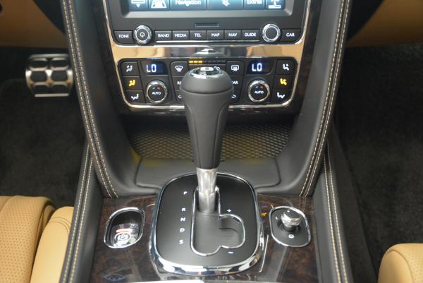 Used 2016 Bentley Flying Spur V8 V8 for sale Sold at Maserati of Westport in Westport CT 06880 28