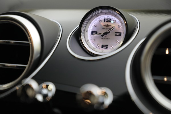Used 2020 Bentley Bentayga V8 Design Series for sale $145,900 at Maserati of Westport in Westport CT 06880 27