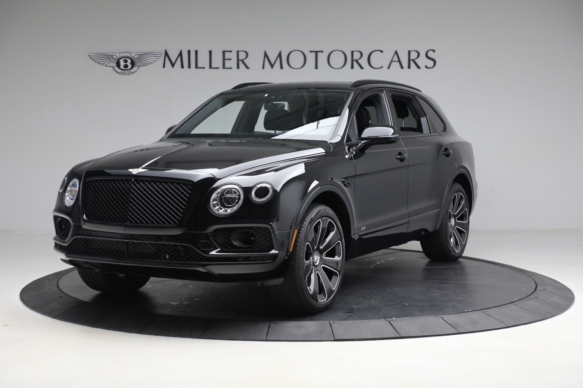 New 2020 Bentley Bentayga V8 Design Series for sale $216,860 at Maserati of Westport in Westport CT 06880 1