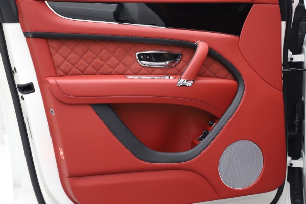 New 2020 Bentley Bentayga Speed for sale $244,145 at Maserati of Westport in Westport CT 06880 17