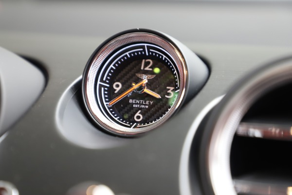New 2020 Bentley Bentayga Speed for sale $244,145 at Maserati of Westport in Westport CT 06880 27